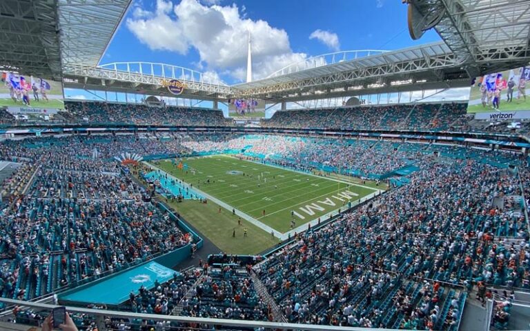 拜仁豪取,连胜,近战多特全,平博体育官网,APP下载,注册领彩金,官方网站,网站入口