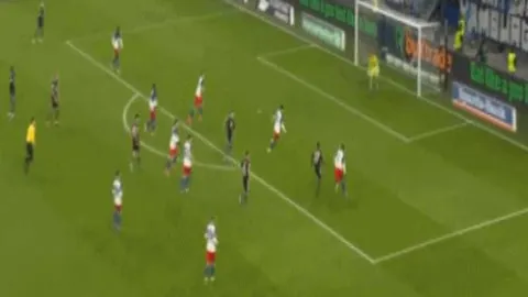 劳姆巧射任意球助奥尔莫闪电进球